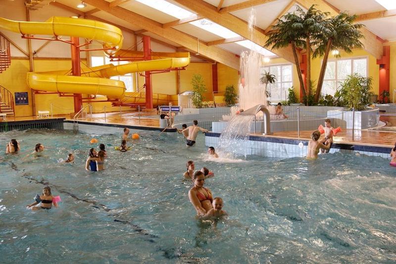Sporthotel Neuruppin - Apartmenthaus Mit Ferienwohnungen Eksteriør bilde